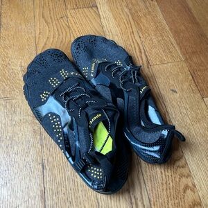 Sport-Z Barefoot Water Shoes – EU 42 – Lightweight Minimalist – Like New